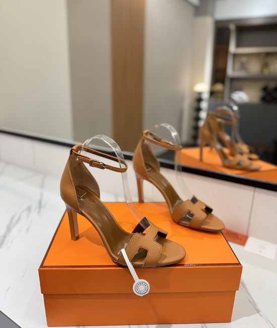 Hermes Elegant Palm Grain Leather High Heel Dress Shoes
