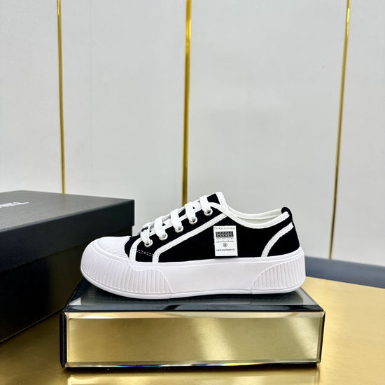 Chanel Casual Color Block Sneakers Comfortable Soft Lining