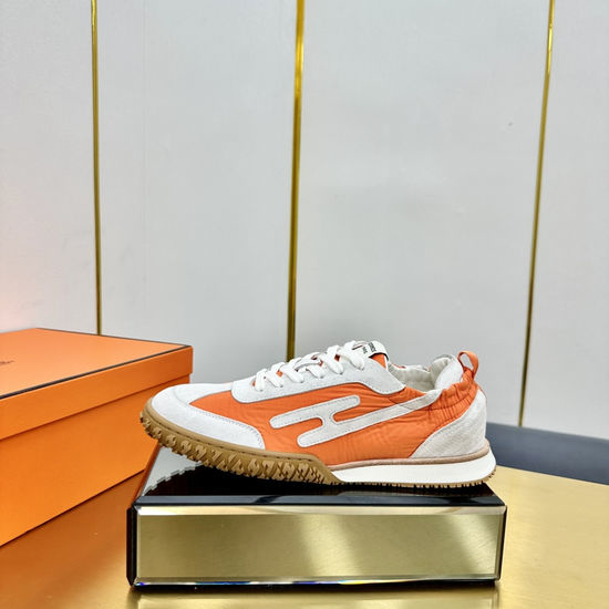 Hermes Retro Style Leather Skate Shoes with Comfortable Lining