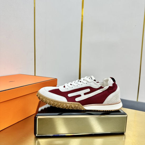 Hermes Retro Style Leather Skate Shoes with Comfortable Lining