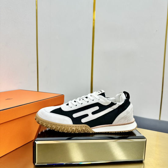Hermes Retro Style Leather Skate Shoes with Comfortable Lining