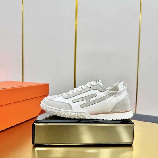 Hermes Retro Style Leather Skate Shoes with Comfortable Lining