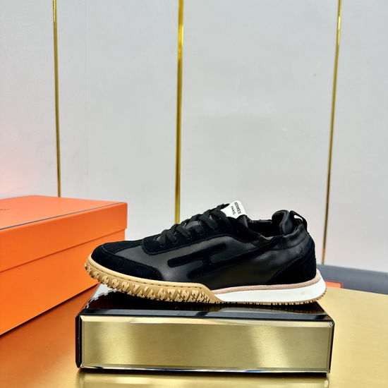 Hermes Retro Style Leather Skate Shoes with Comfortable Lining