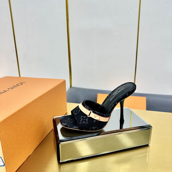 Louis Vuitton Colorful Pattern Low Heel Slippers Bow Decor Leather Sole