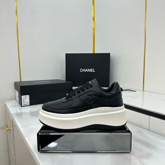 Chanel Classic Embroidered Casual Fashion Comfortable Sneakers