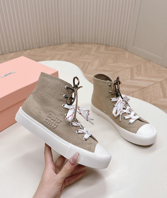 Miu Miu Casual Canvas Sneakers with Double Lace Design