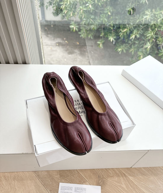 Maison Margiela MM6 Split Toe Leather Mary Jane Flats Comfortable Casual Shoes