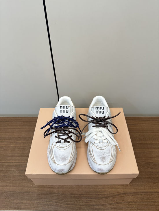 Miu Miu Vintage Distressed Leather Chunky Sneakers Soft Insole Non-slip Outsole