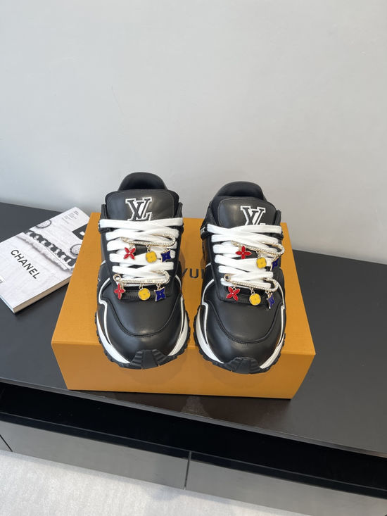 Louis Vuitton Casual Chunky Sneakers Soft Leather Upper Non Slip Sole