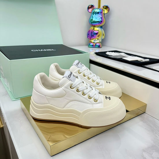 Chanel Two-tone Cow Leather Casual Fashion Sneakers