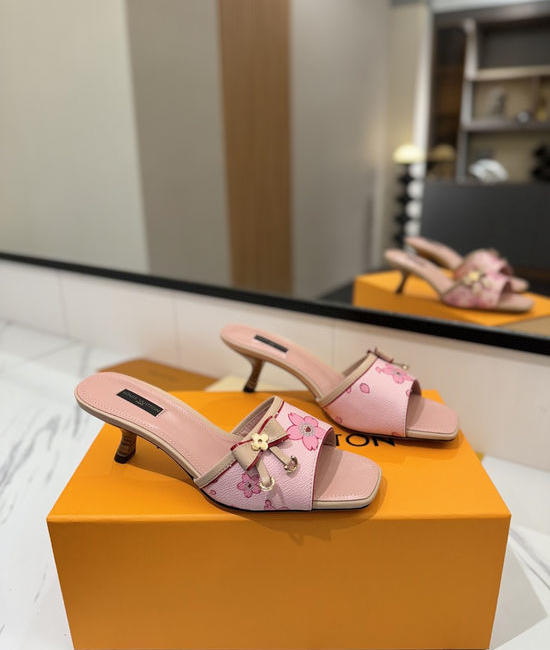 Louis Vuitton LV Elegant Open-Toe Sandals with Premium Materials and Custom Heel
