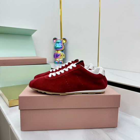 Miu Miu Vintage Casual Leather White Shoes Soft Comfort Sole