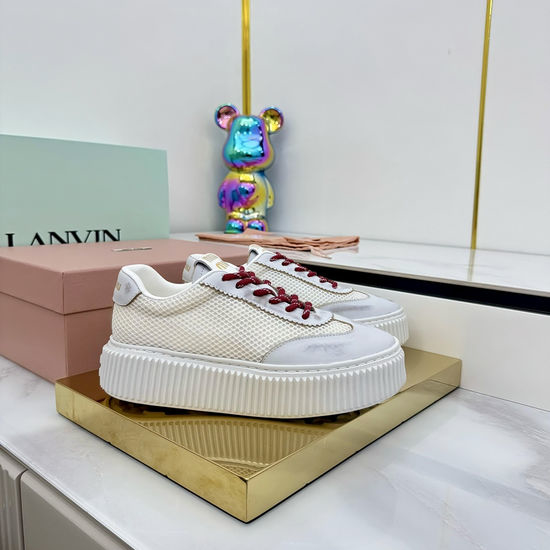 Miu Miu Vintage Distressed Soft Leather Casual White Shoes