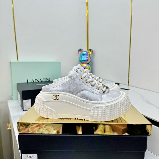 Chanel Classic Black and White Casual Board Shoes with Breathable Design