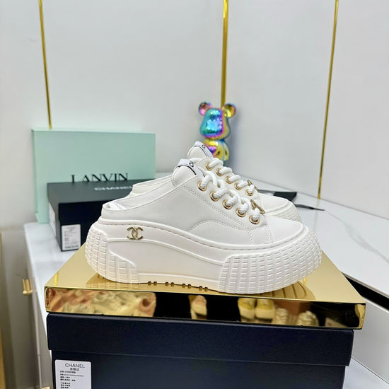 Chanel Classic Black and White Casual Board Shoes with Breathable Design