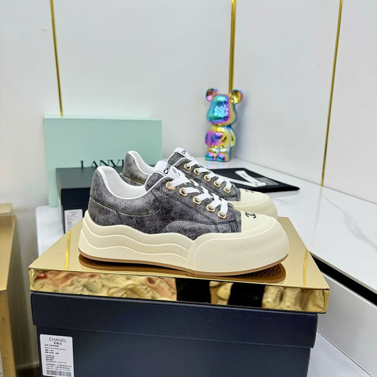 Chanel Two-tone Cow Leather Casual Fashion Sneakers