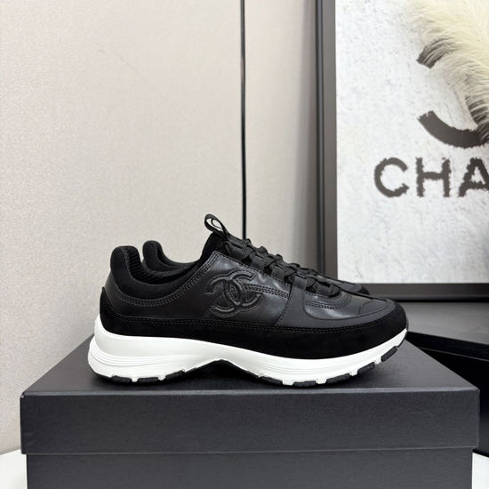 Chanel Two Tone Casual Sneakers Breathable Comfortable Versatile Sports Shoes