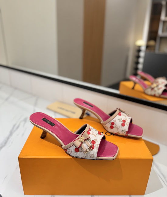 Louis Vuitton LV Elegant Open-Toe Sandals with Premium Materials and Custom Heel