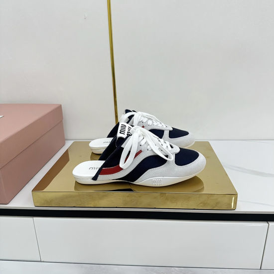 Miu Miu Vintage Distressed Casual Sneakers Comfortable Versatile Daily Shoes
