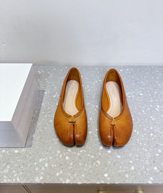 Maison Margiela MM6 Split Toe Soft Leather Flats with Double Layer Sole