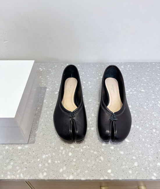 Maison Margiela MM6 Split Toe Soft Leather Flats with Double Layer Sole
