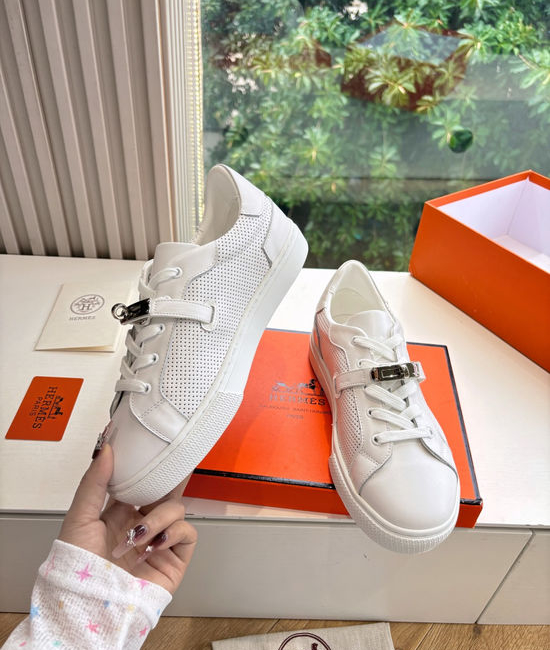 Hermes Casual Versatile Sneakers Soft Leather Lightweight Non-slip Sole