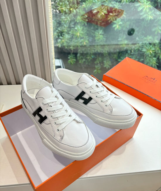 Hermes Casual Versatile Sneakers Soft Leather Lightweight Non-slip Sole