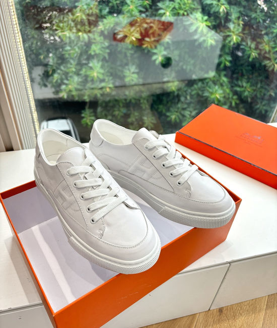 Hermes Casual Versatile Sneakers Soft Leather Lightweight Non-slip Sole