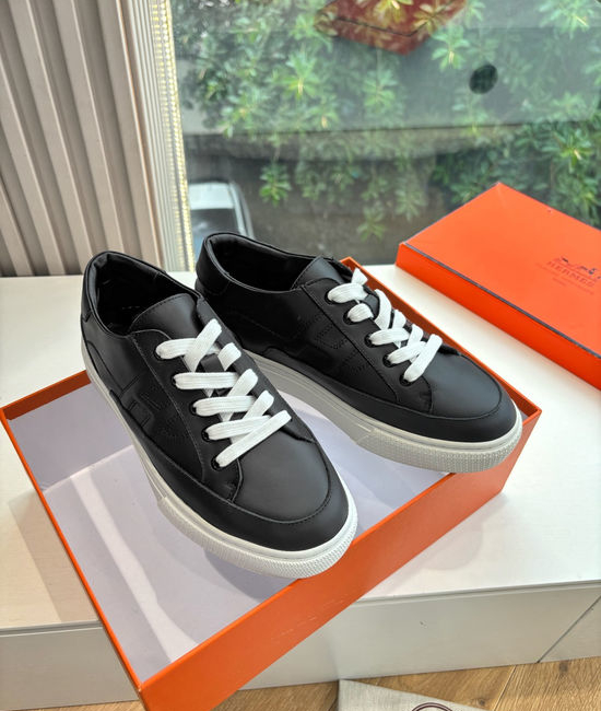 Hermes Casual Versatile Sneakers Soft Leather Lightweight Non-slip Sole