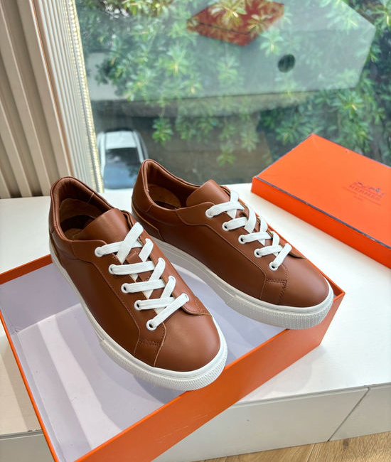 Hermes Casual Versatile Sneakers Soft Leather Lightweight Non-slip Sole