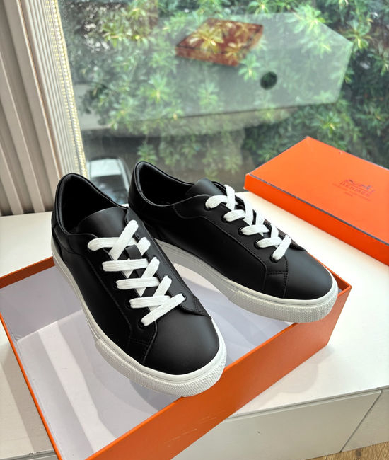Hermes Casual Versatile Sneakers Soft Leather Lightweight Non-slip Sole