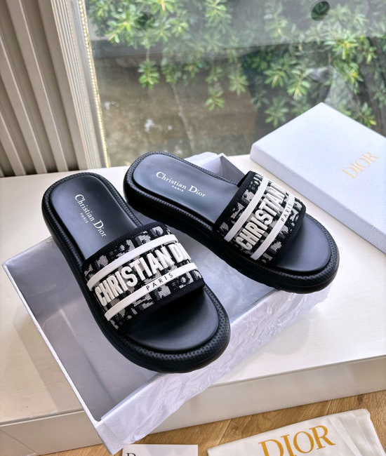 Christian Dior CD Elegant Loafers with Decorative Buckle All-match Casual Shoes
