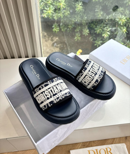 Christian Dior CD Elegant Loafers with Decorative Buckle All-match Casual Shoes