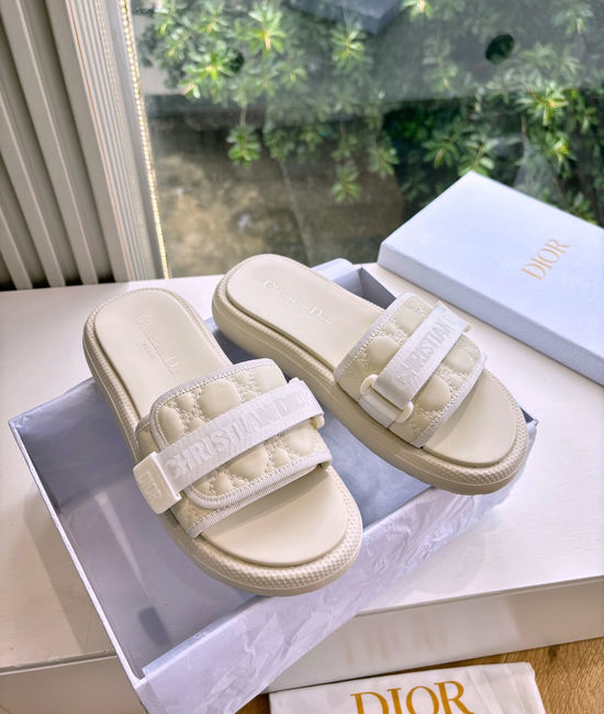 Christian Dior CD Elegant Loafers with Decorative Buckle All-match Casual Shoes