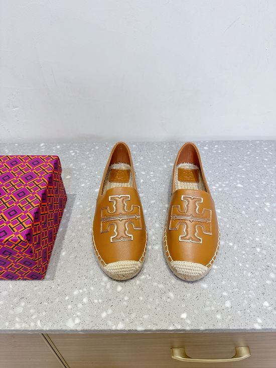 Burberry Sheepskin Upper Espadrille Casual Flats