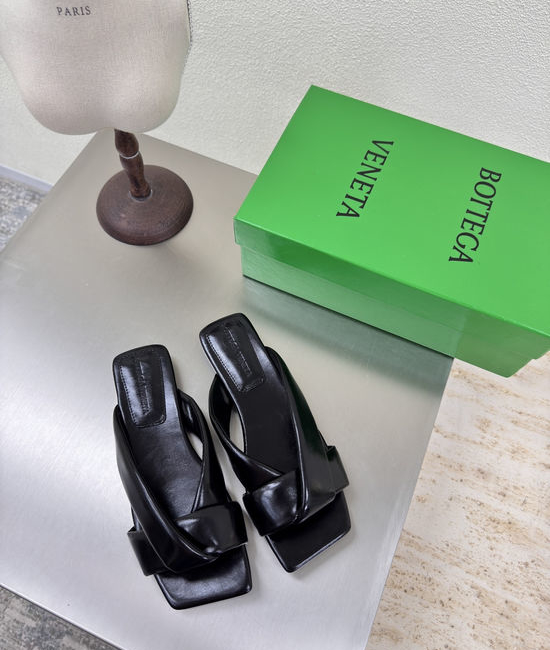 Bottega Veneta BV Black Handmade Sheepskin Flat Mules Comfortable Slides