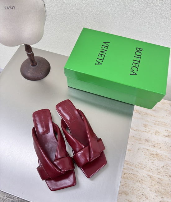 Bottega Veneta BV Burgundy Handmade Sheepskin Flat Mules Comfortable Slides