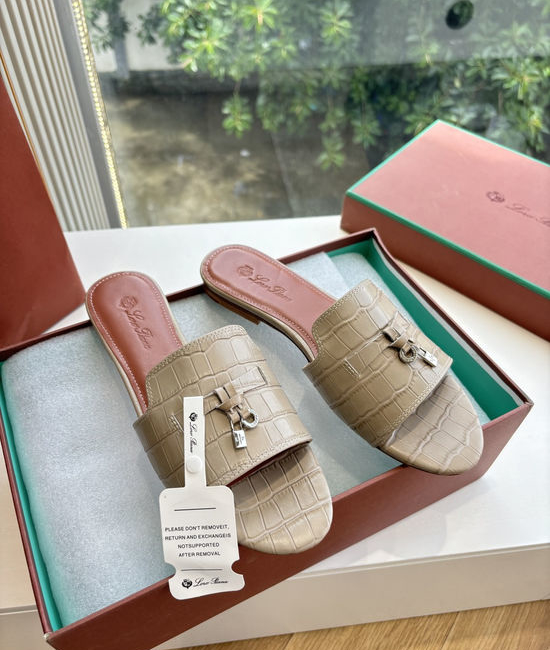 Loro Piana Embossed Leather Low Heel Slides Premium Lined Footwear