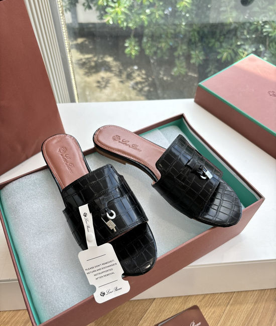 Loro Piana Embossed Leather Low Heel Slides Premium Lined Footwear