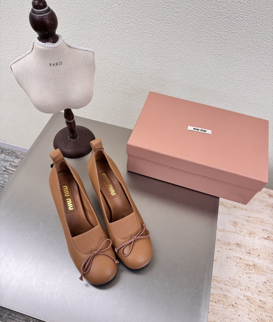 Miu Miu Khaki Bow Block Heel Shoes Sheepskin Lining