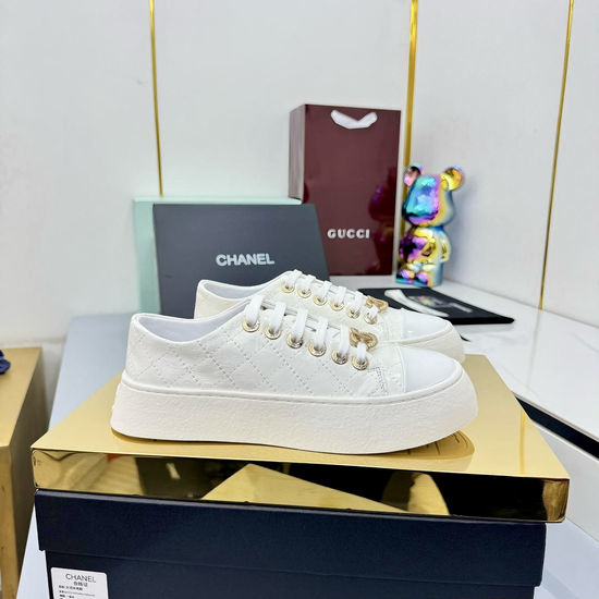 Chanel Genuine Leather Upper Sheepskin Lining Casual Premium Sneakers