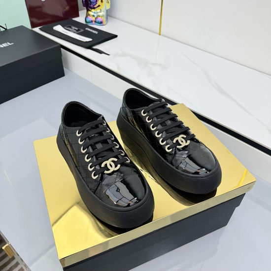 Chanel Genuine Leather Upper Sheepskin Lining Casual Premium Sneakers