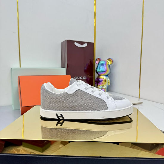 Hermes Classic Buckle Decor White Casual Skateboarding Shoes