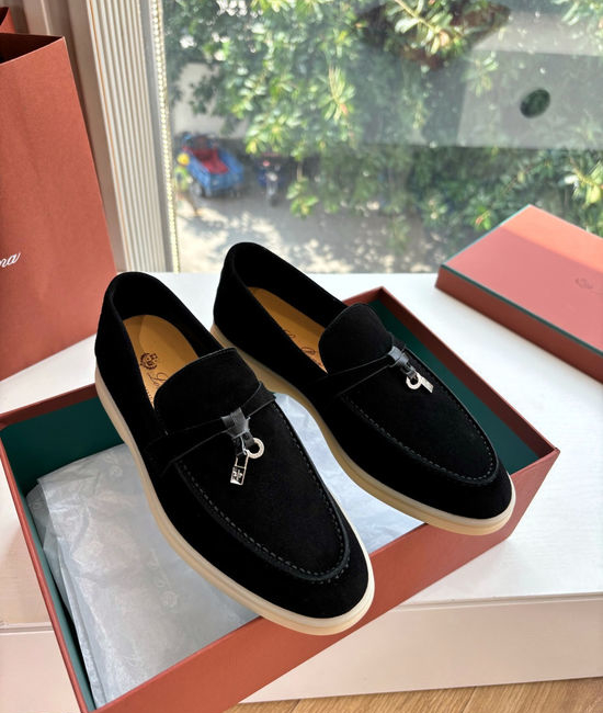 Loro Piana Smooth Leather Elegant Loafers Premium Handcrafted Durable Sole