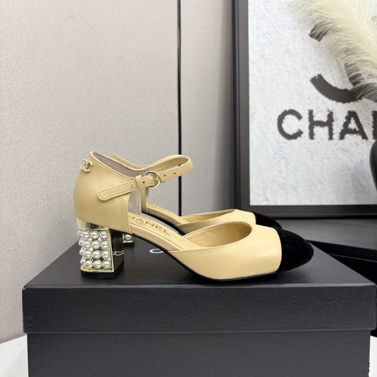 Roger Viver RV Diamond Buckle Sheepskin Leather Sole Sandals