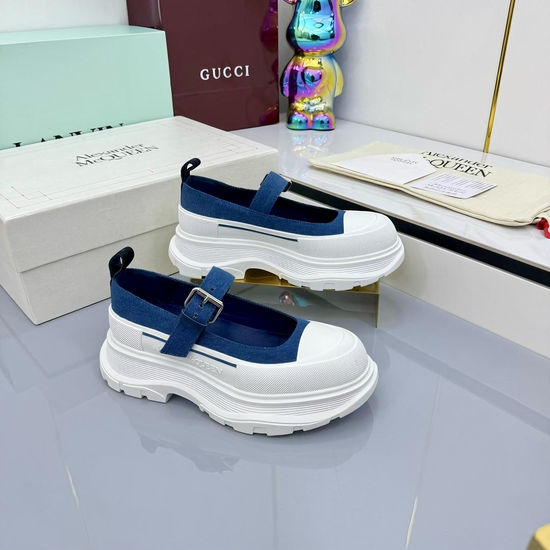 McQueen Classic Canvas Low Top Casual Sneakers with Soft Lining
