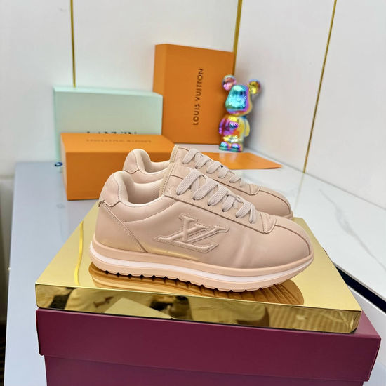 Louis Vuitton Trendy Casual Sneakers with Durable Rubber Sole