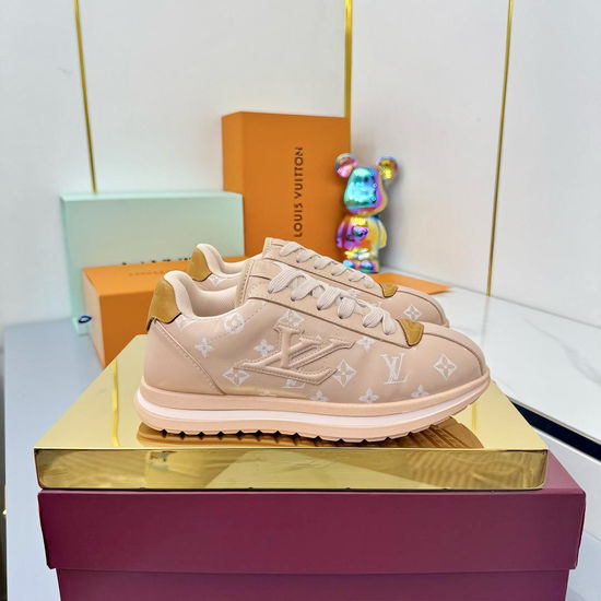 Louis Vuitton Trendy Casual Sneakers with Durable Rubber Sole