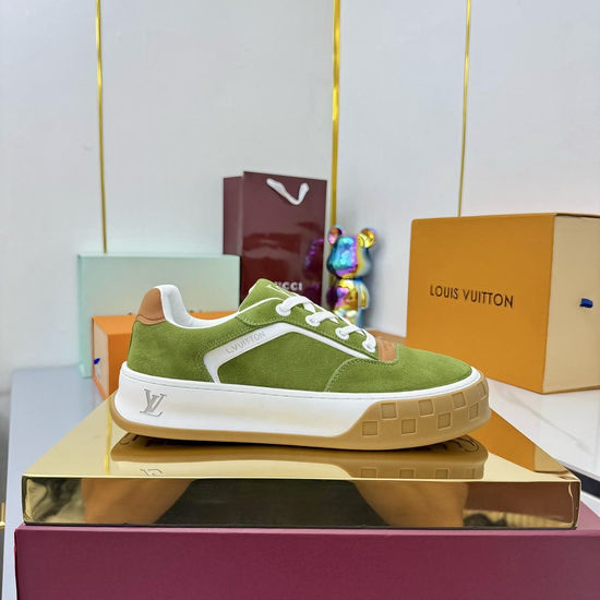 Louis Vuitton LV Premium Leather Low Top Comfortable Casual Sneakers