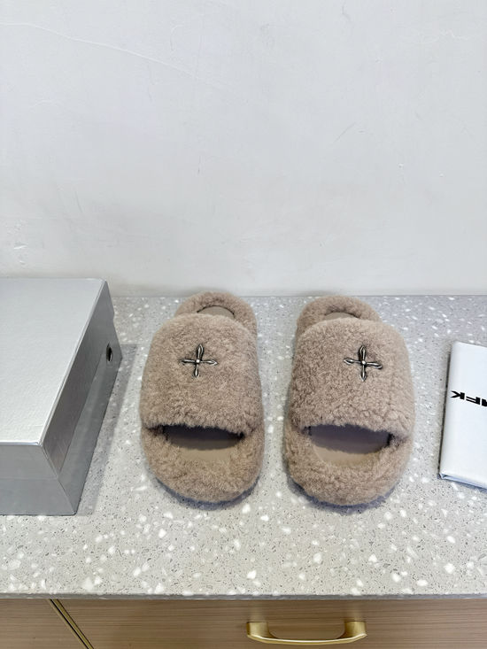 SMFK Fuzzy Platform Slippers Warm Wool Upper Rubber Sole Comfortable